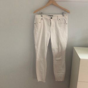Kut from the Kloth white frayed hem crop jeans